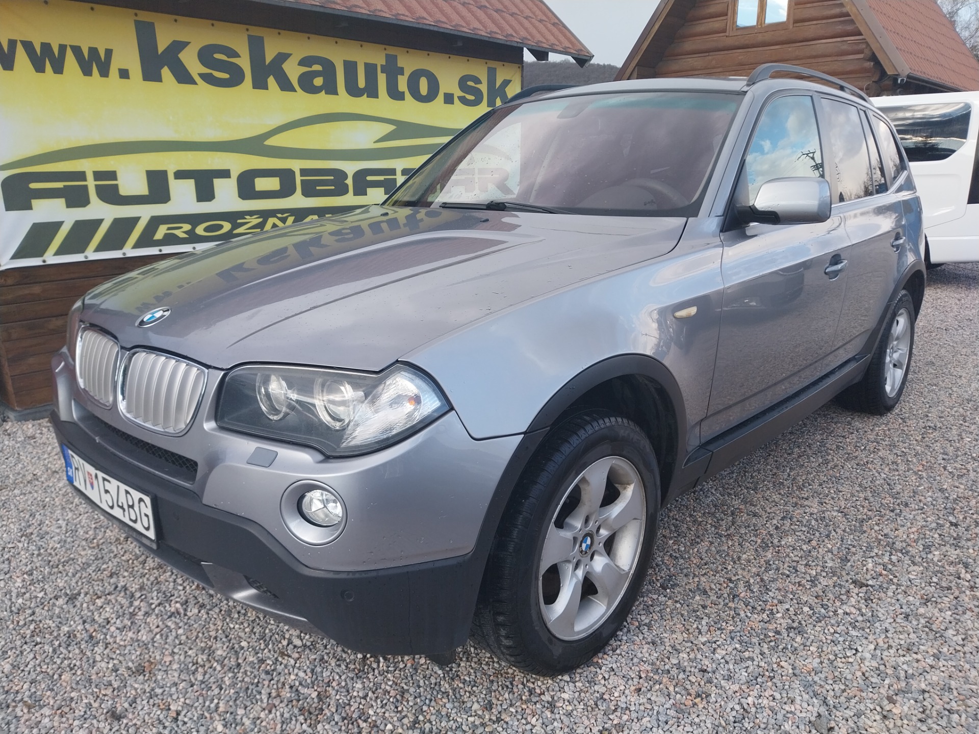 BMW X3 3.0d 218k A/T 4X4 Cena: 5 499€