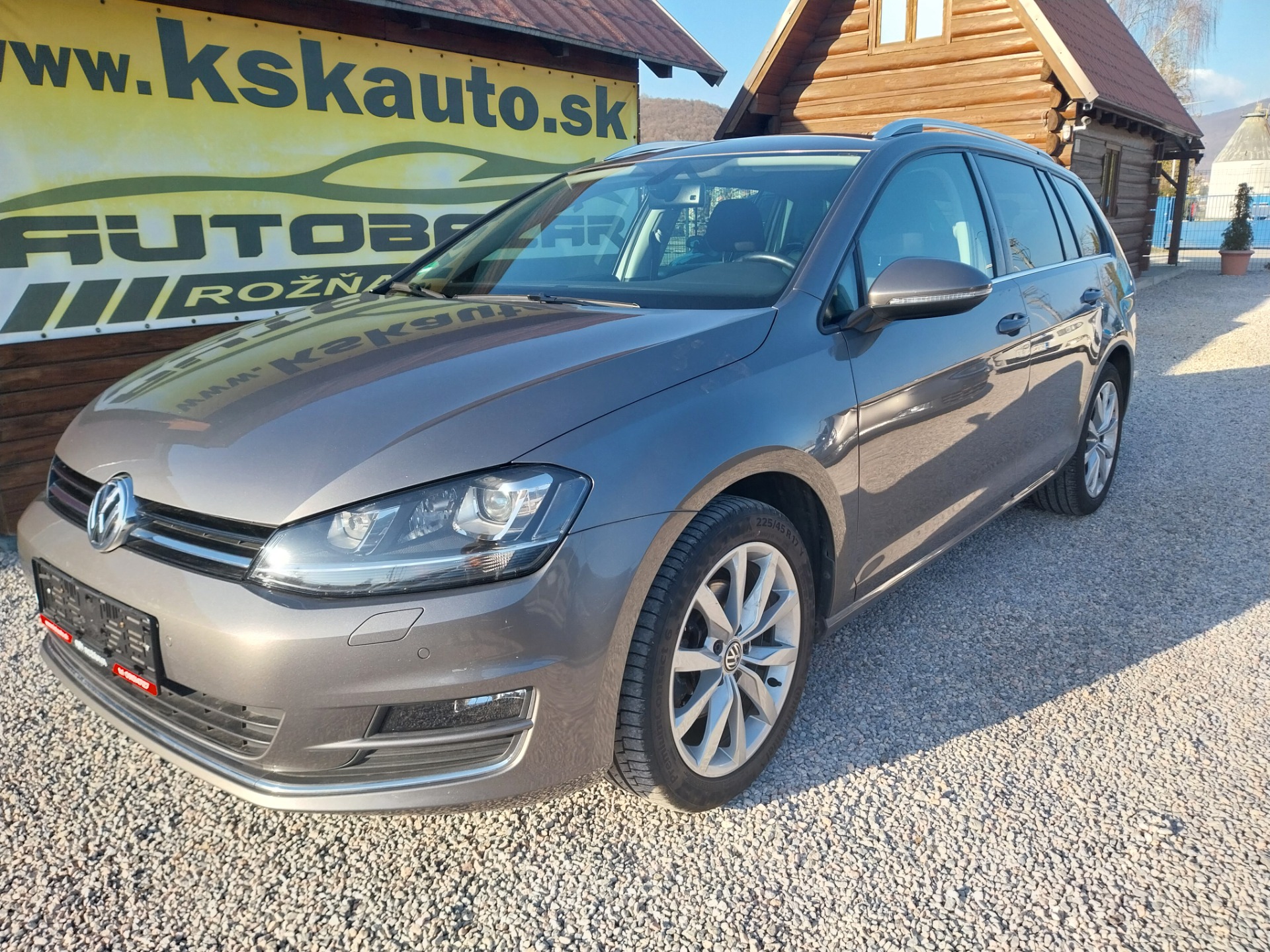 Volkswagen Golf Variant 2.0 TDI DSG 110kw Highline Cena:10 399€ +600EVČ