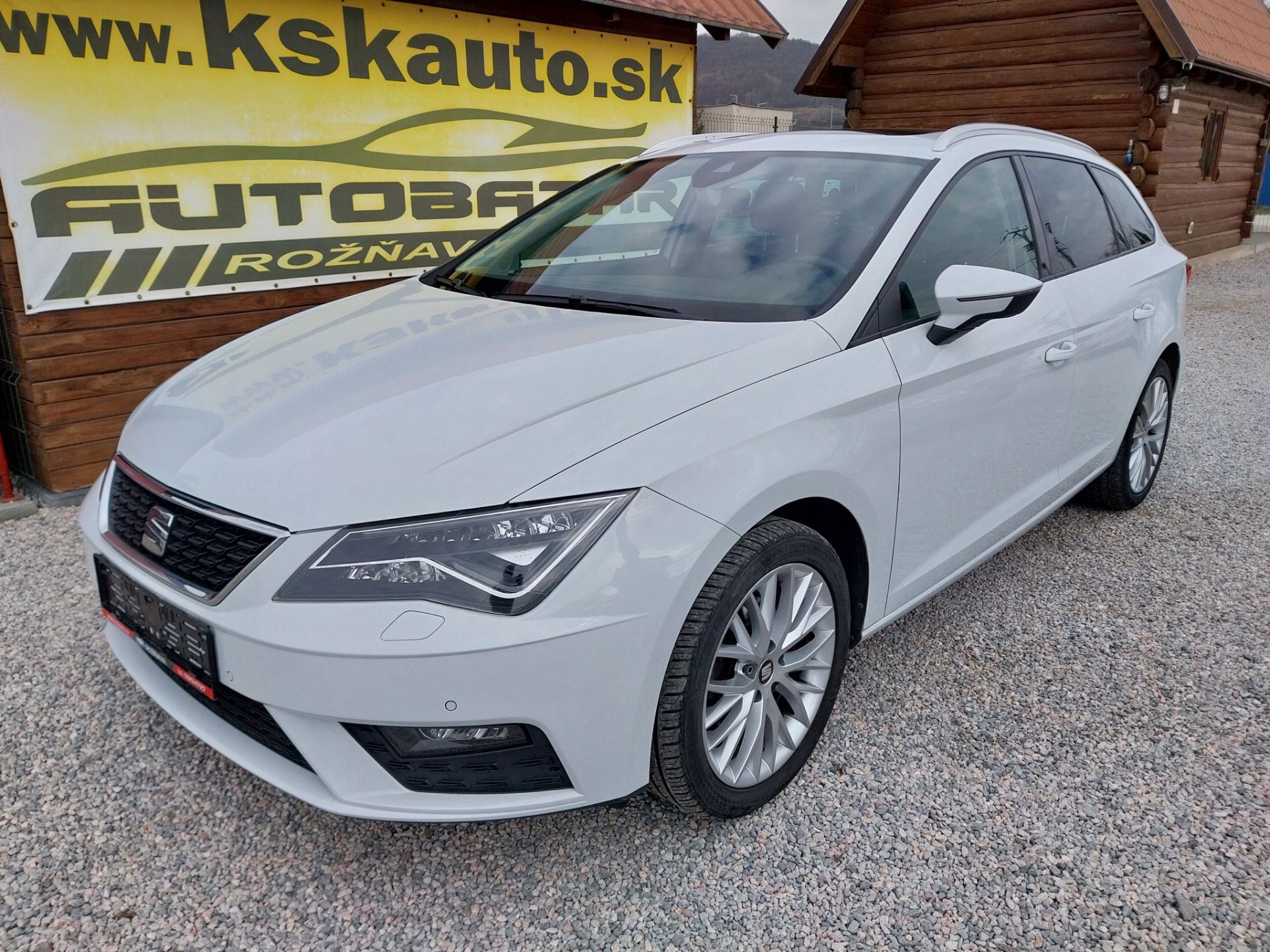 Seat Leon ST 1.6 TDI 115 Style Limited CENA:12 699€+500EVČ bez DPH: 10 324€